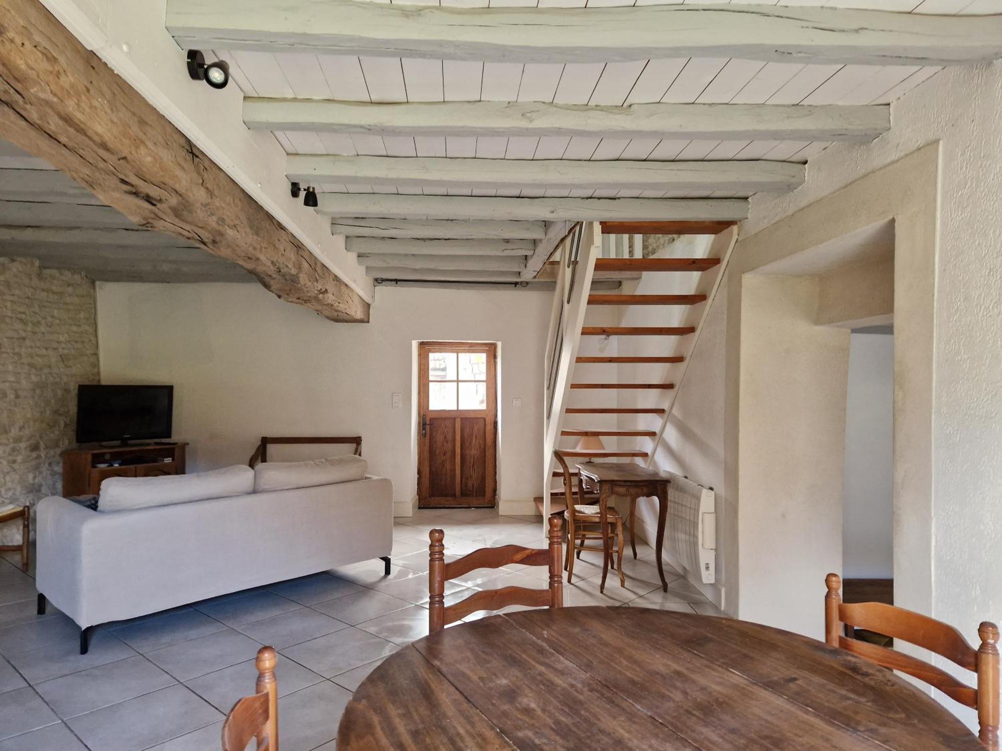 Gite Les Frenes Avec Pre Dans Joli Hameau Vermenton Exterior foto